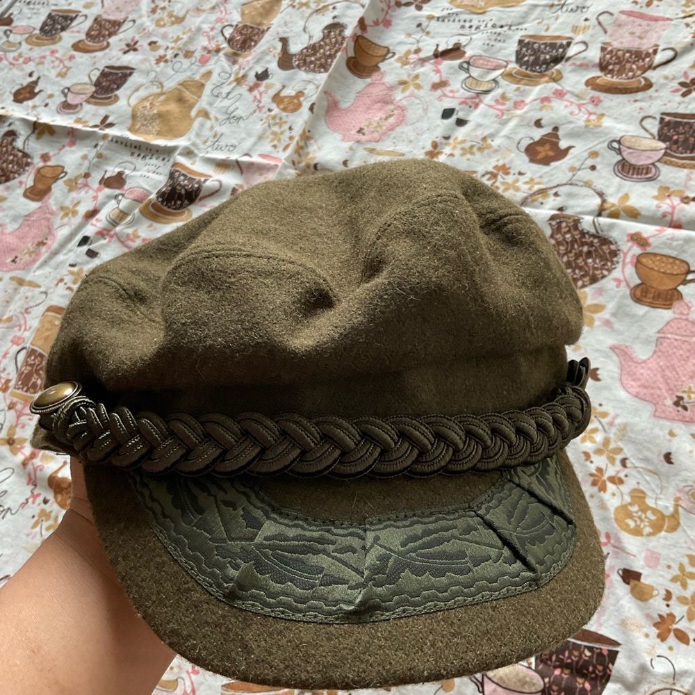 Vintage braided wool paper, boy hat